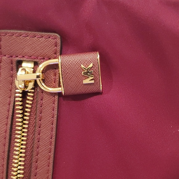 Michael Kors Janie crossbody nylon bag (#22) - Picture 3 of 7